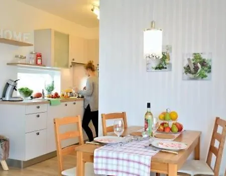 Daire Sporradles Obst Und Ferienhof Lindenberg im Allgäu